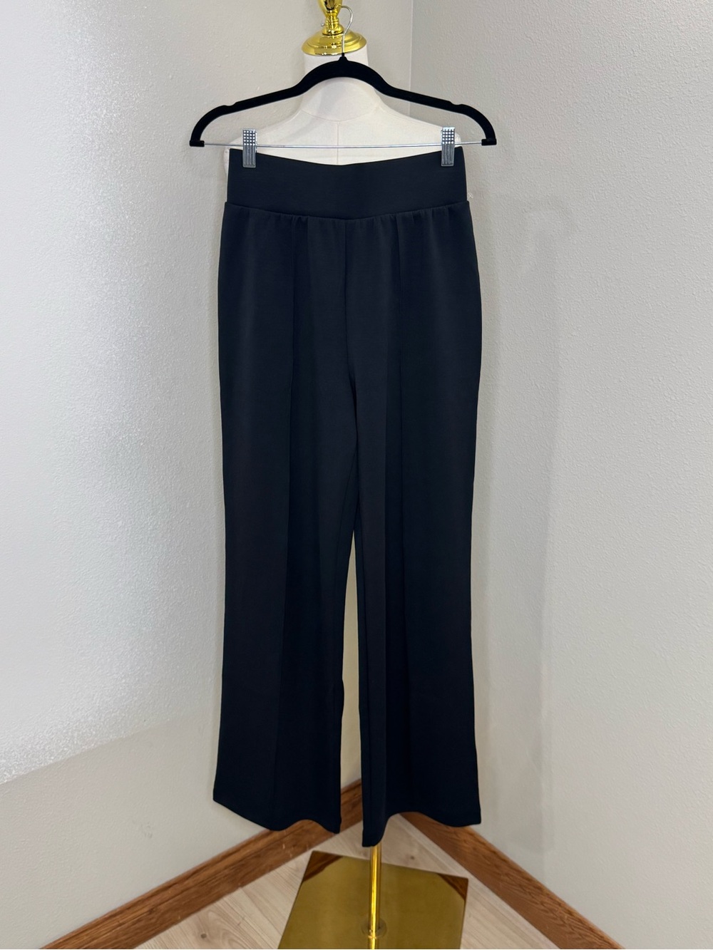 Three Dots Mariam Pant Women’s S Black Beauty Straight Leg Pull On NWT $88